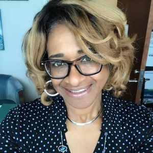 Meet your Posher, Alicia